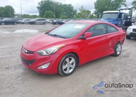 2013 Hyundai Elantra Gs z USA, uszkodzony, nr VIN KMHDH6AE6DU007746